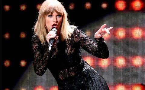 Taylor Swift usa tecnologia de reconhecimento facial em show para tentar flagrar 'stalkers'