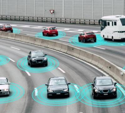 FCC oferece tecnologia que permite 'conversa' entre carros